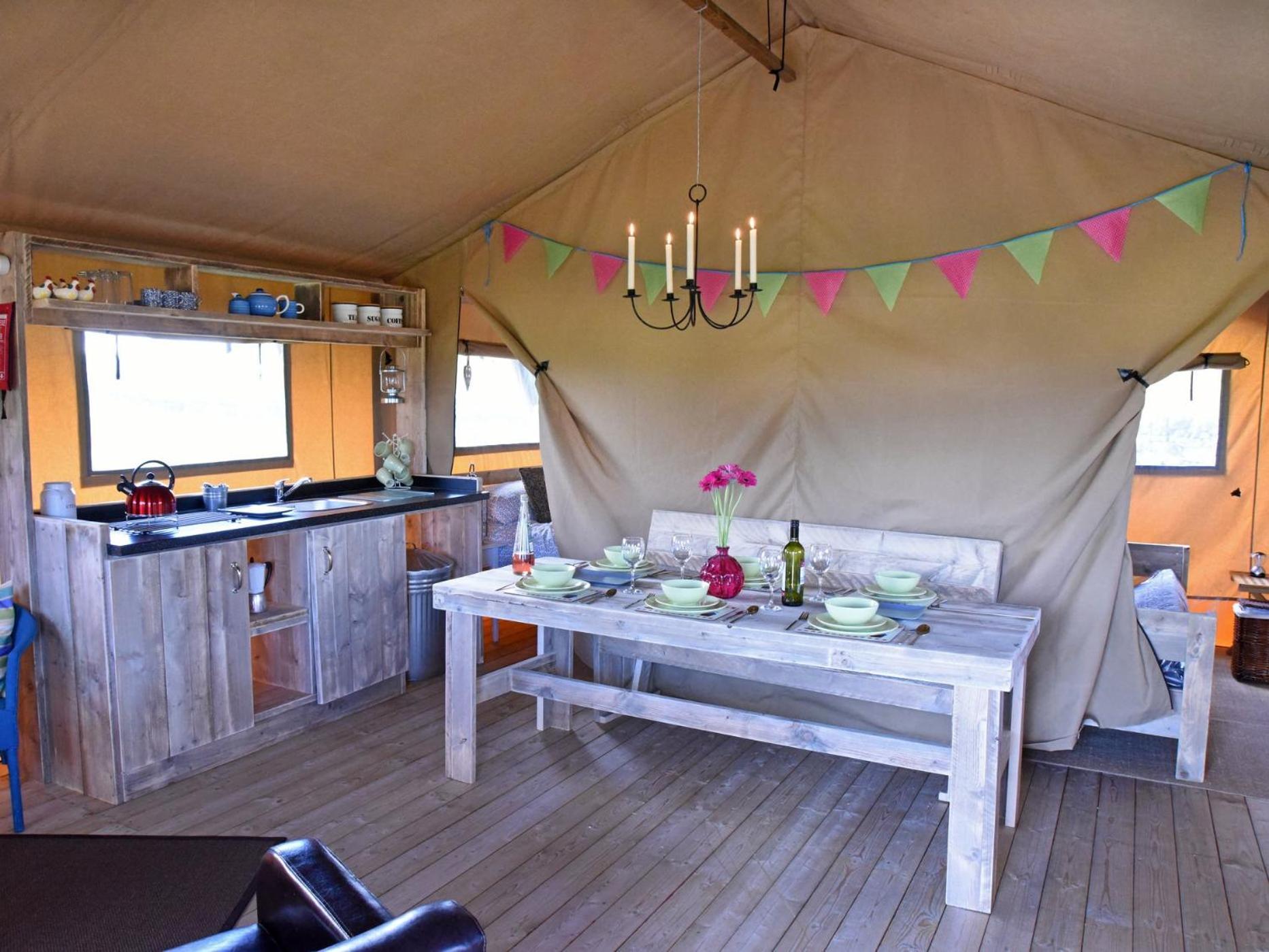 Carr'S Hill Luxury Safari Tents Denny Quarto foto